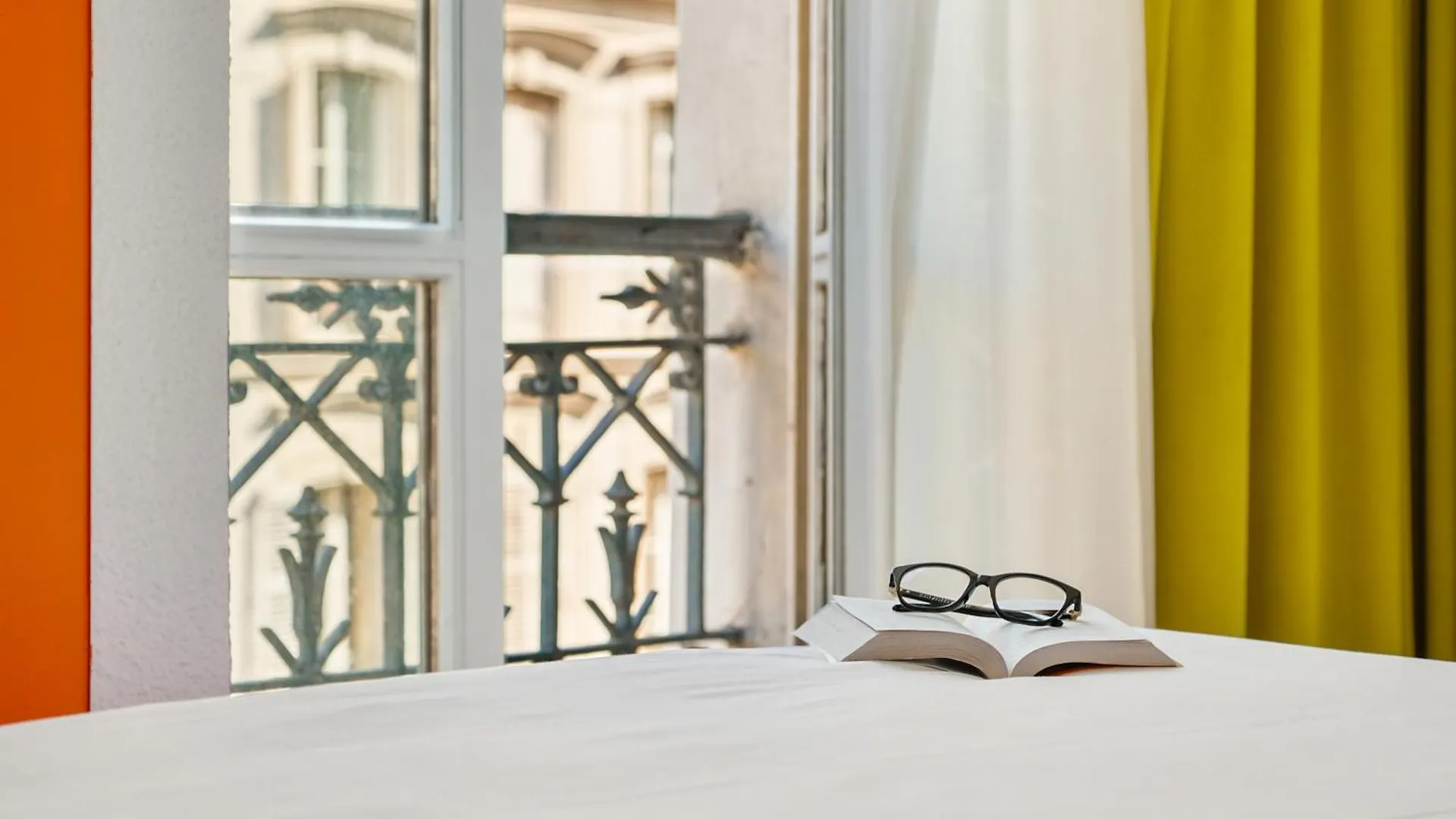 Ibis Styles Paris Republique Le Marais Hotel 3*,