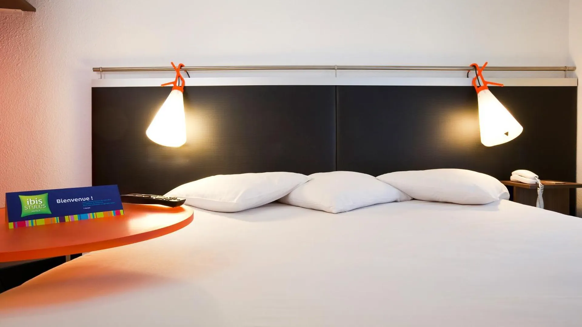 Hotel ibis Styles Paris République 3*,